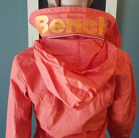 Bench jacket size small - Picture 5 of 8